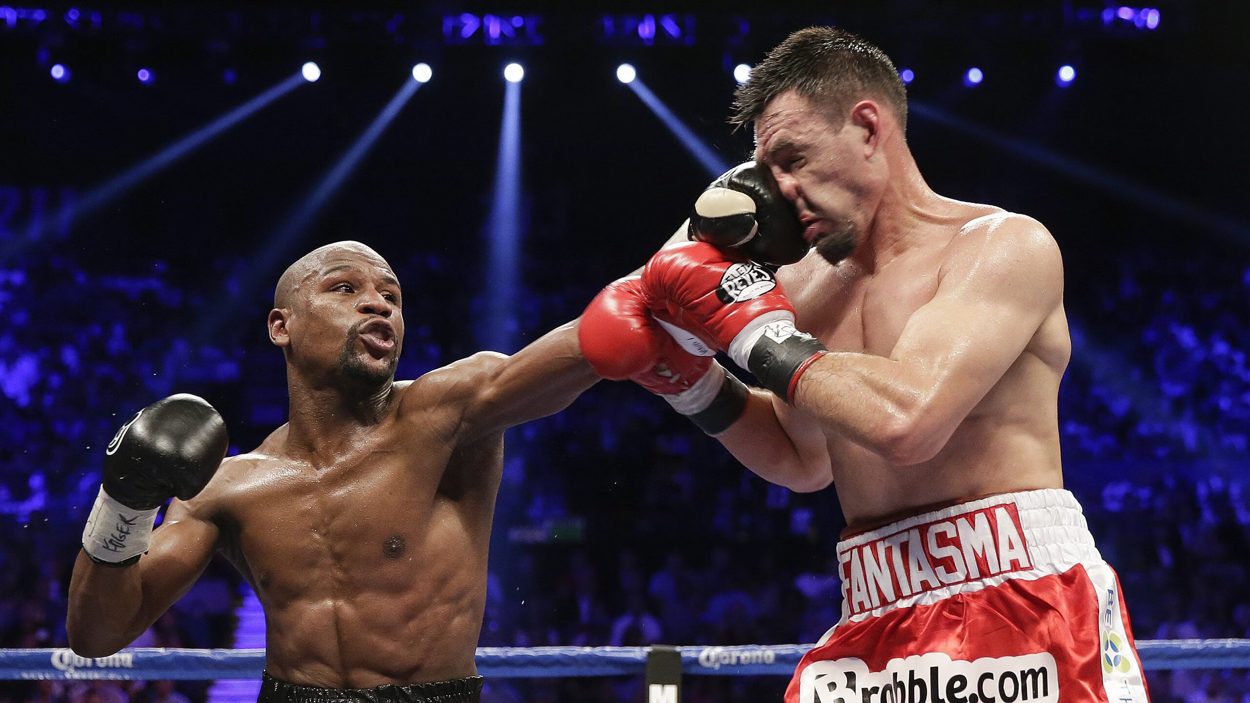 纳达尔鏖战五盘险胜德约科维奇，第15次晋级法网四强